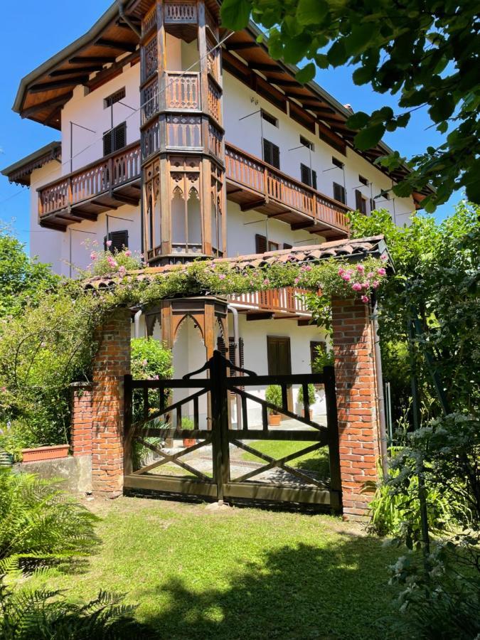 Dimora Fiorita Junior My Holiday Home Varallo Exterior photo